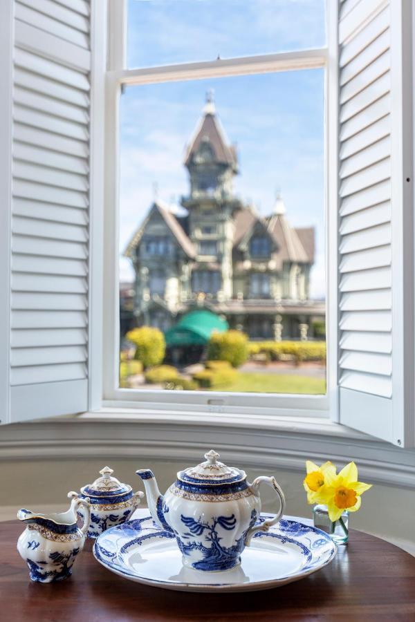 ホテル Pinc Lady Mansion ユーレカ エクステリア 写真